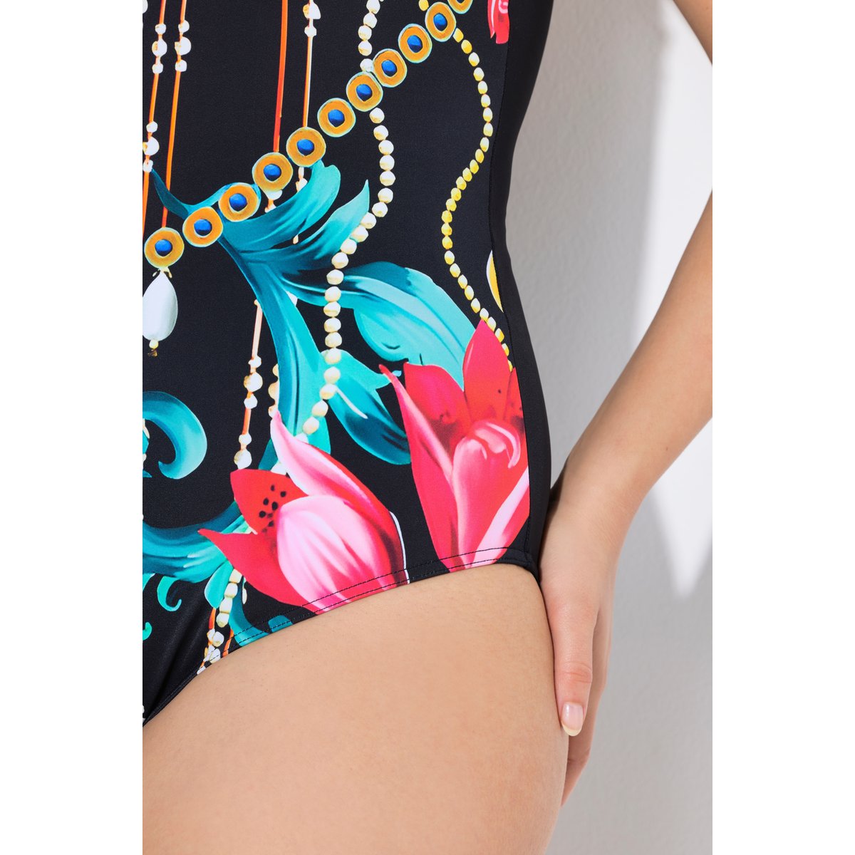 Maillot de bain à bonnets souples. Profond noir, ULLA POPKEN