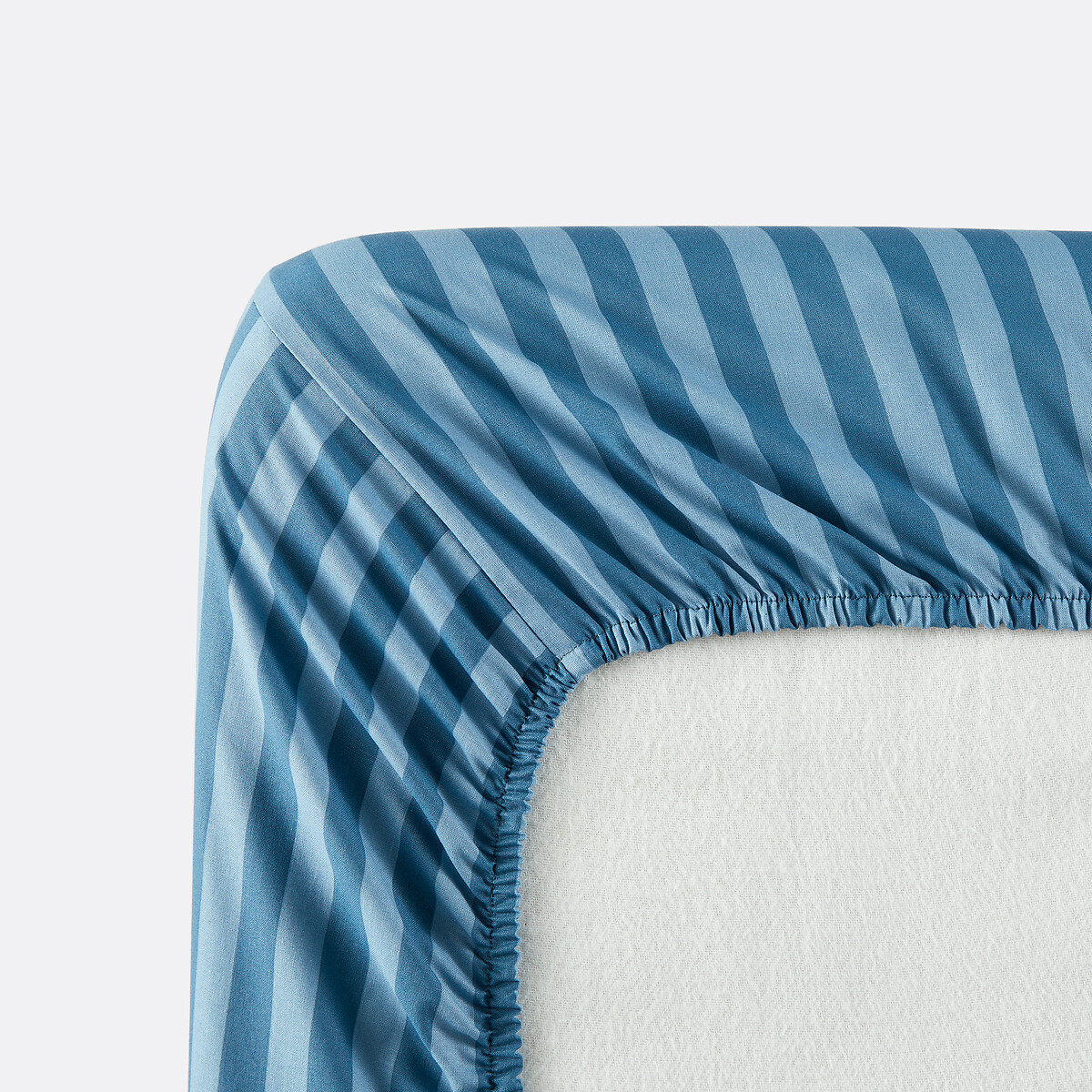 Lenzuolo per bambini, 50% cotone riciclato, cappuccio 25 cm, SACHA BLU rigato blu, LA REDOUTE INTERIEURS