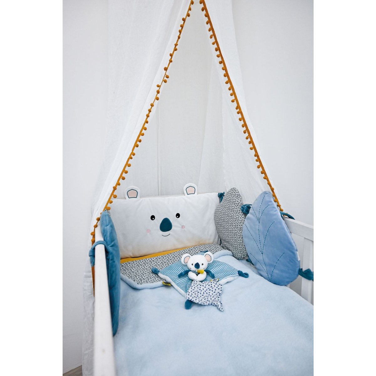 Tour de lit bleu, DOUDOU ET COMPAGNIE