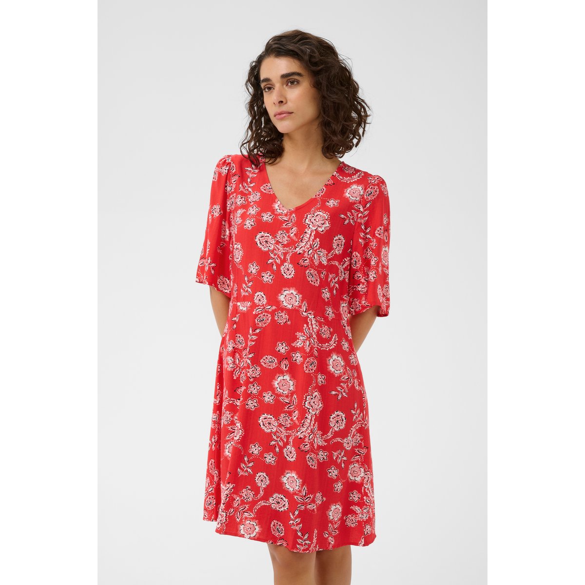 Robe rouge poppy red chalk flower, KAFFE