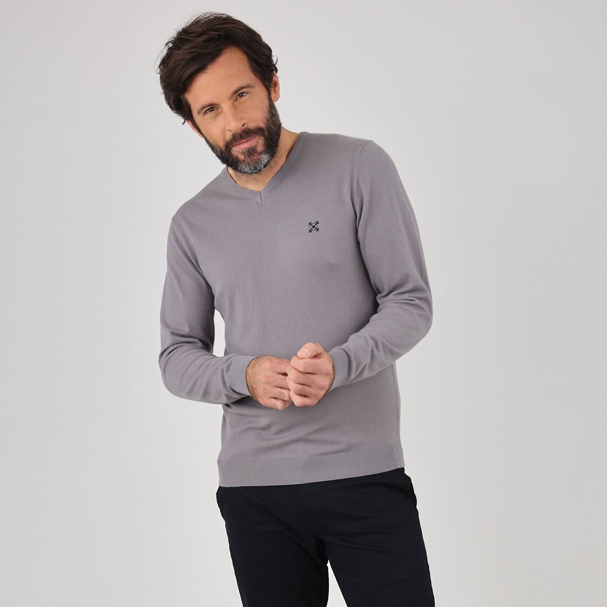 Pull léger col V PREVIO gris cendre, OXBOW