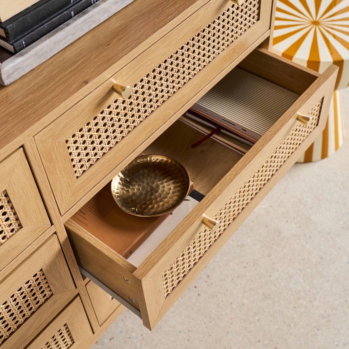 Commode décor bois et cannage 6 tiroirs JUDITH naturel, SWEEEK
