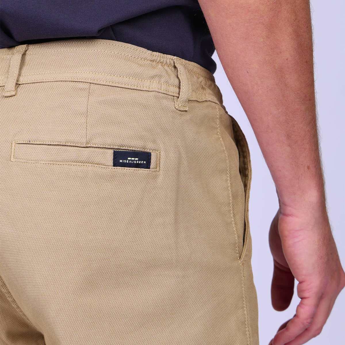 Chino effet piqué beige, MISE AU GREEN