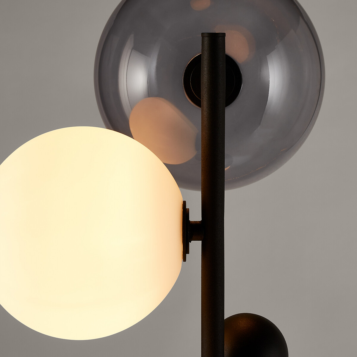 Lampadaire verre fumé et métal, Bullesco verre fumé, AM.PM