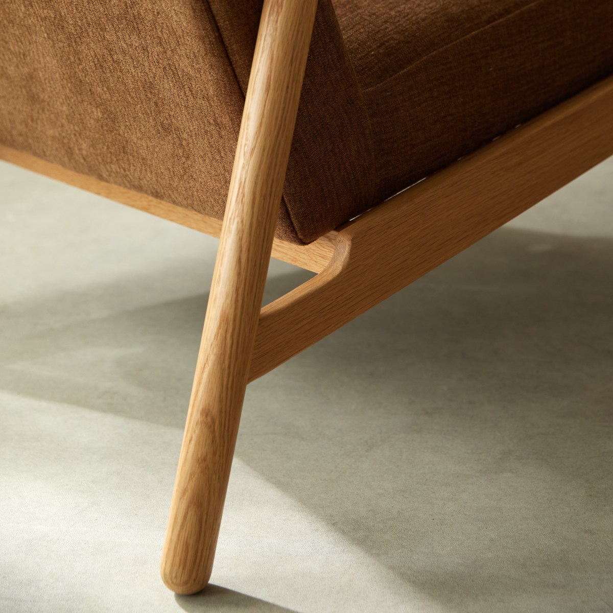 Fauteuil en Tissu massif, AXEL marron, TIKAMOON
