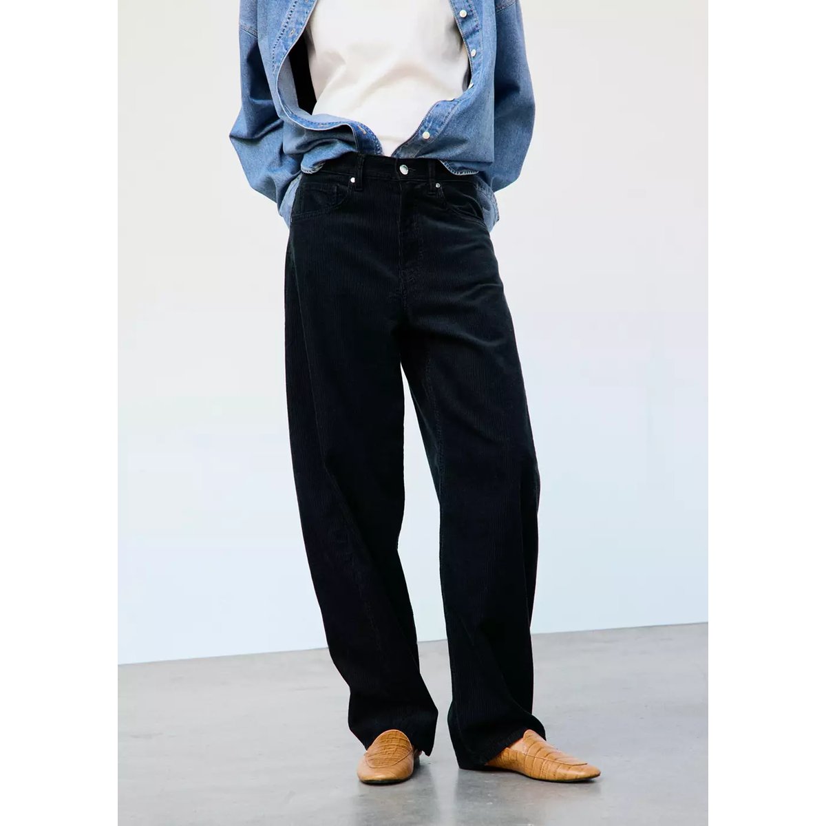 Pantalon ballon en velours côtelé bleu nuit, MANGO