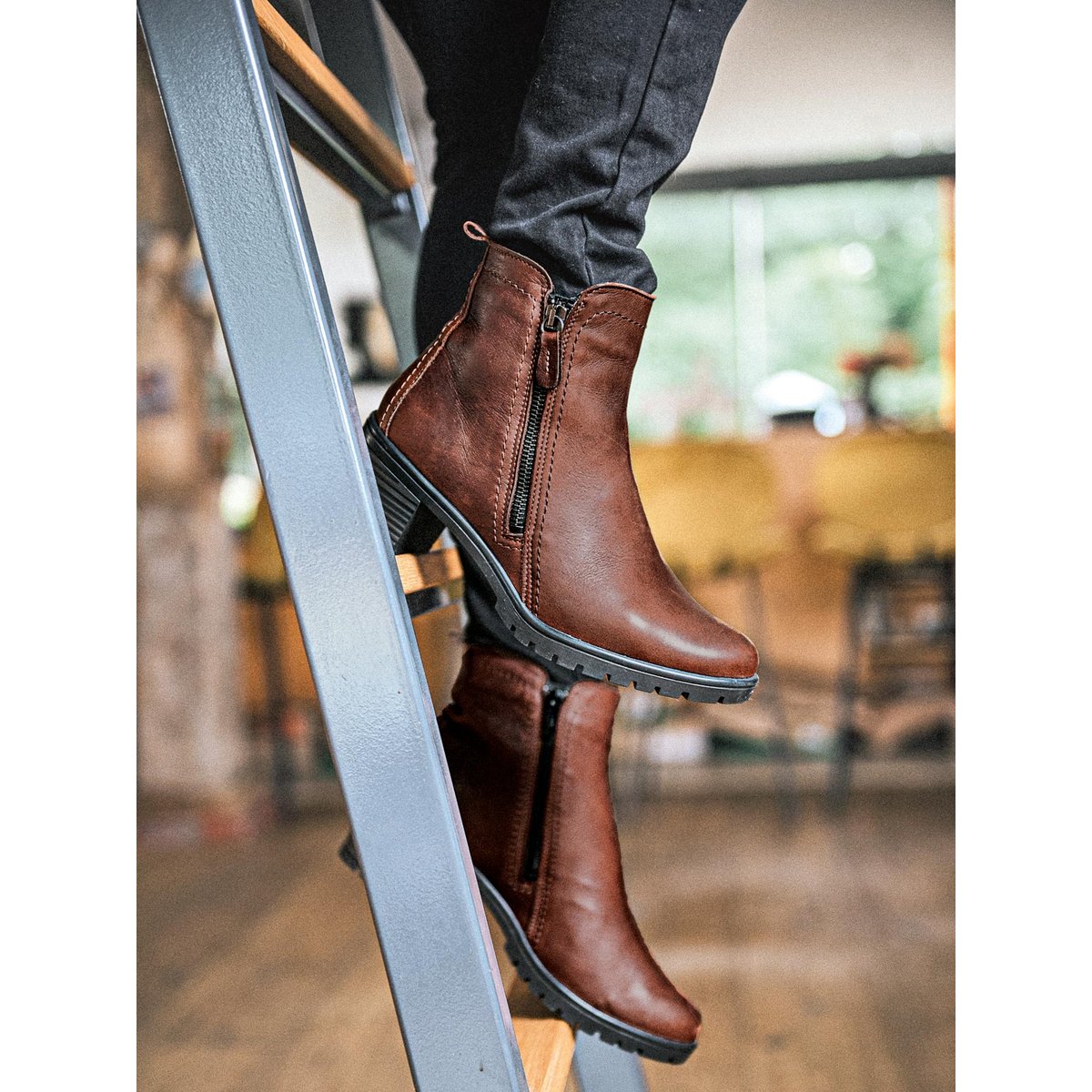 Boots dessus cuir marron, PEDICONFORT
