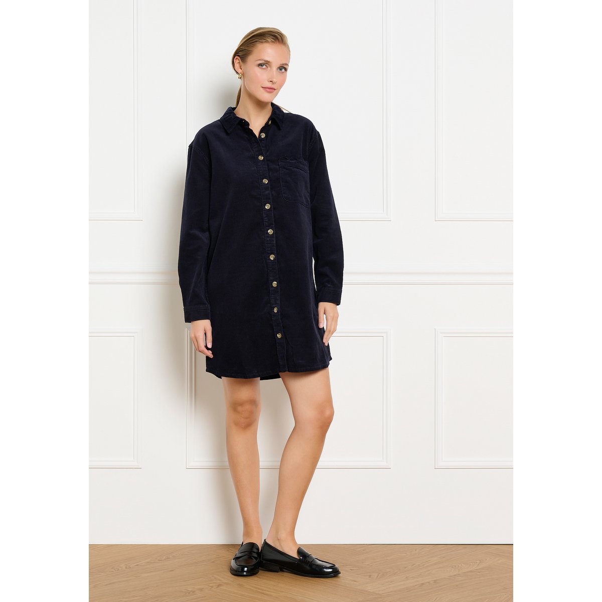 Robe chemise en velours côtelé bleu marine, LOLALIZA