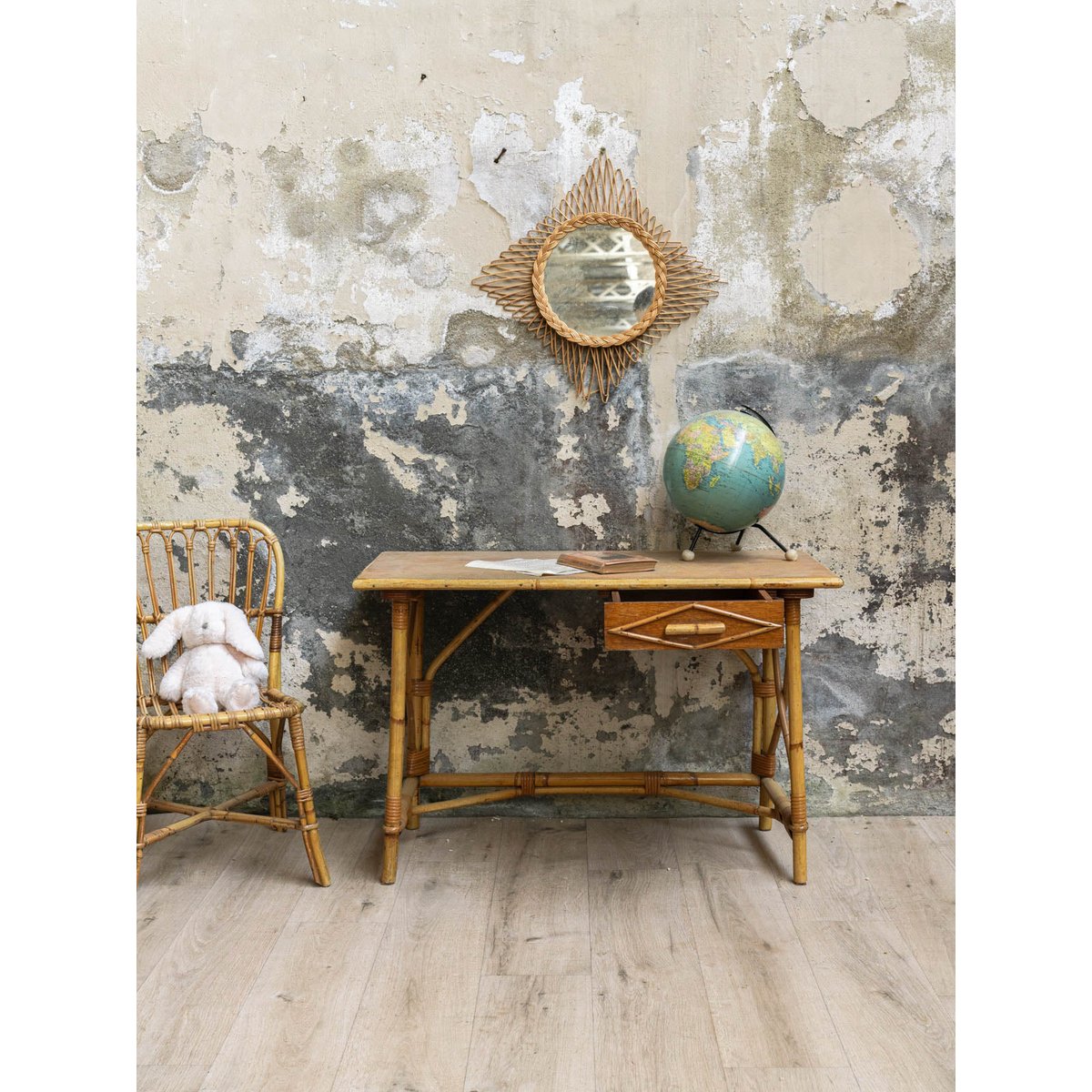 Bureau enfant en rotin Edouard N°715 - Bon état naturel, DEBONGOUT