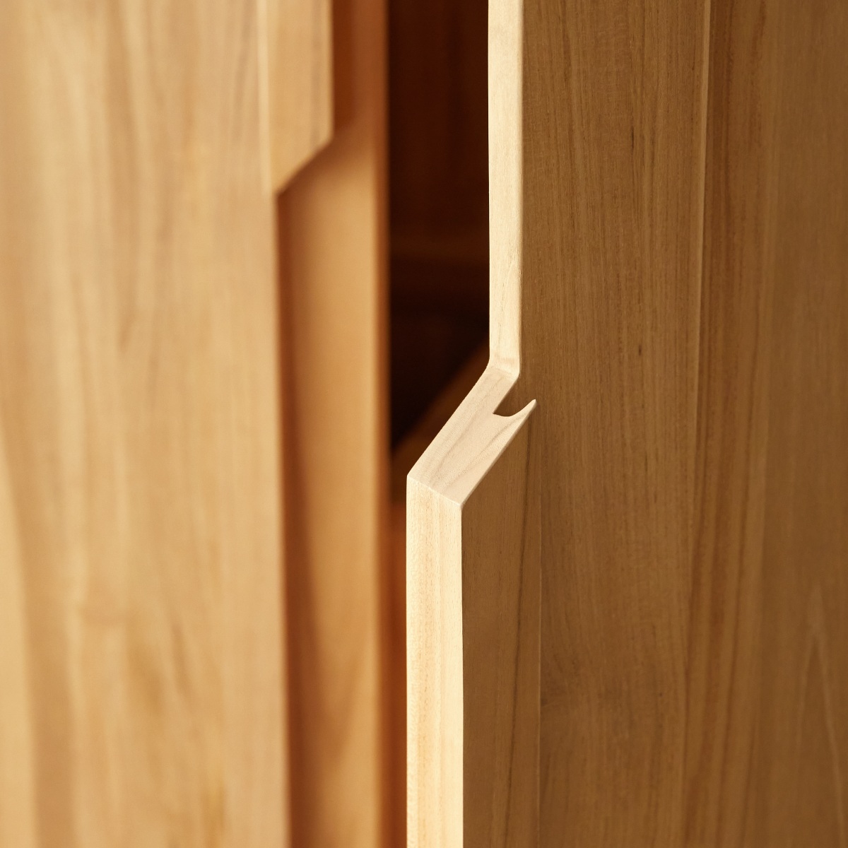Armoire en Teck massif, GRETA naturel, TIKAMOON
