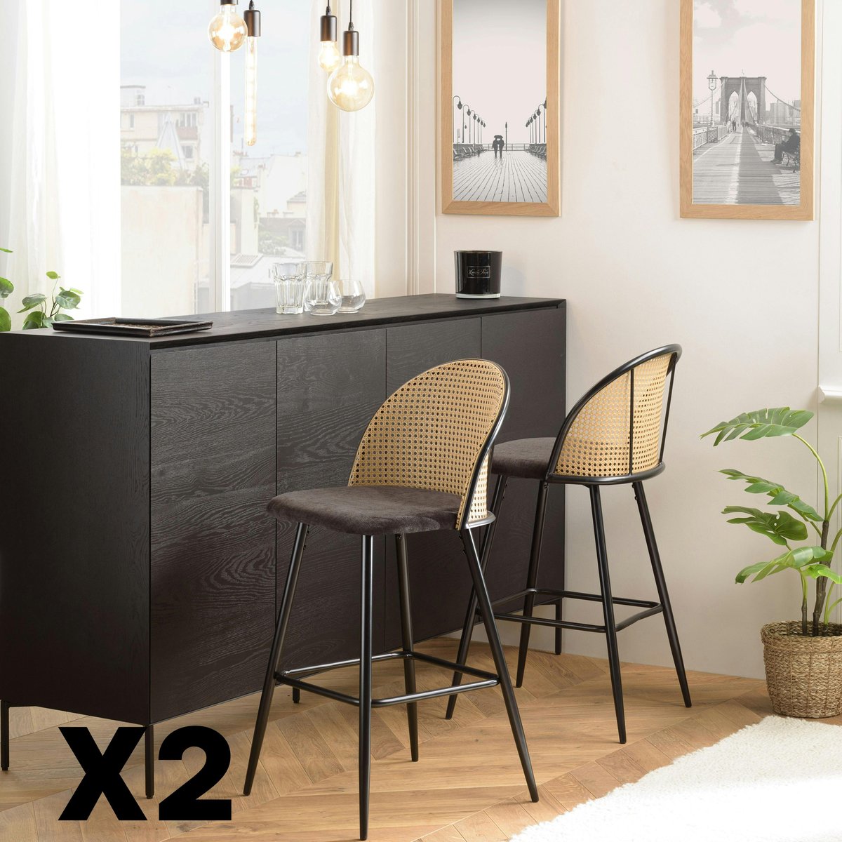Lot de 2 tabourets d'ilot assise tissu noir dossier effet cannage TIM beige, PIER IMPORT