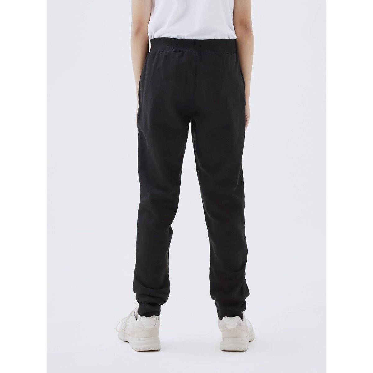 Jogging en molleton noir, NAME IT