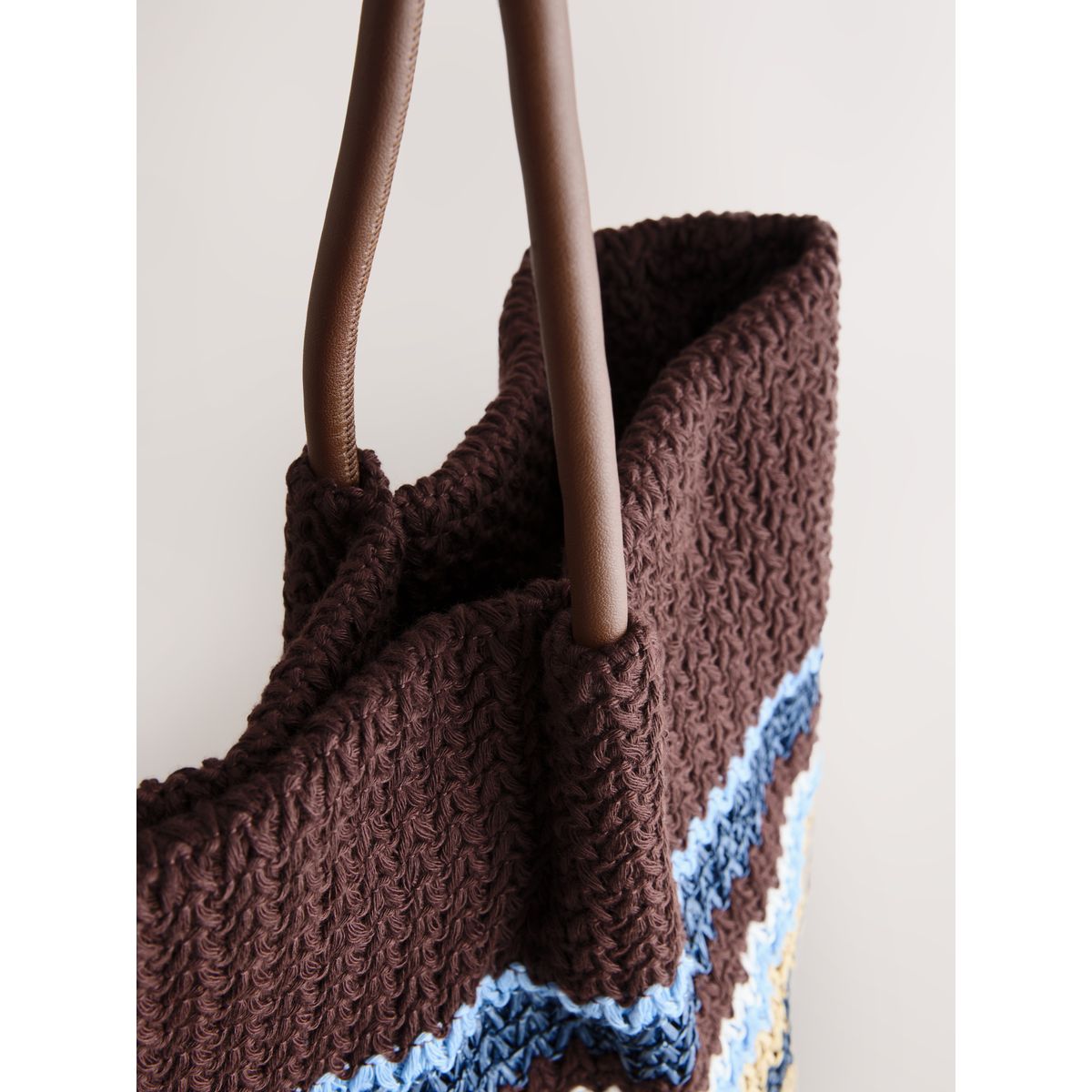 Sac porté épaule à rayures effet crochet marron chocolat, NEXT