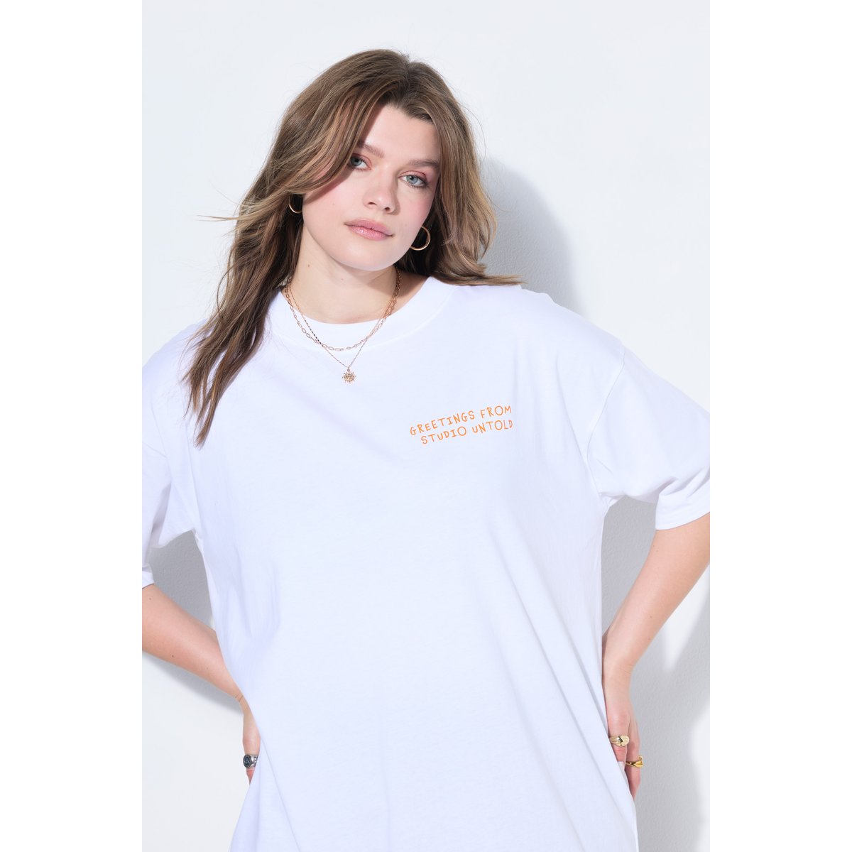 T-shirt oversize, grand imprimé XL au dos blanc neige, STUDIO UNTOLD