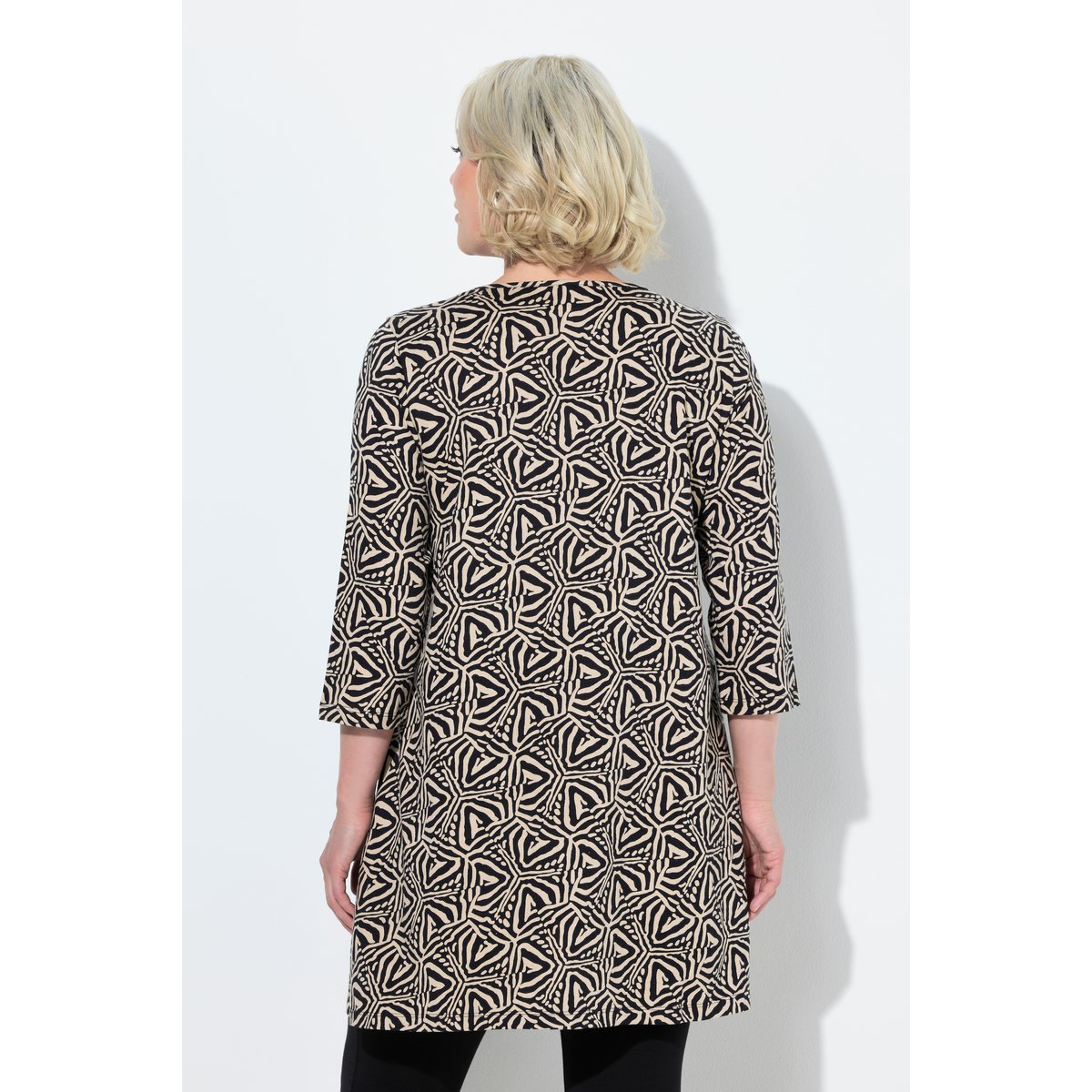 T-shirt long noir, ULLA POPKEN