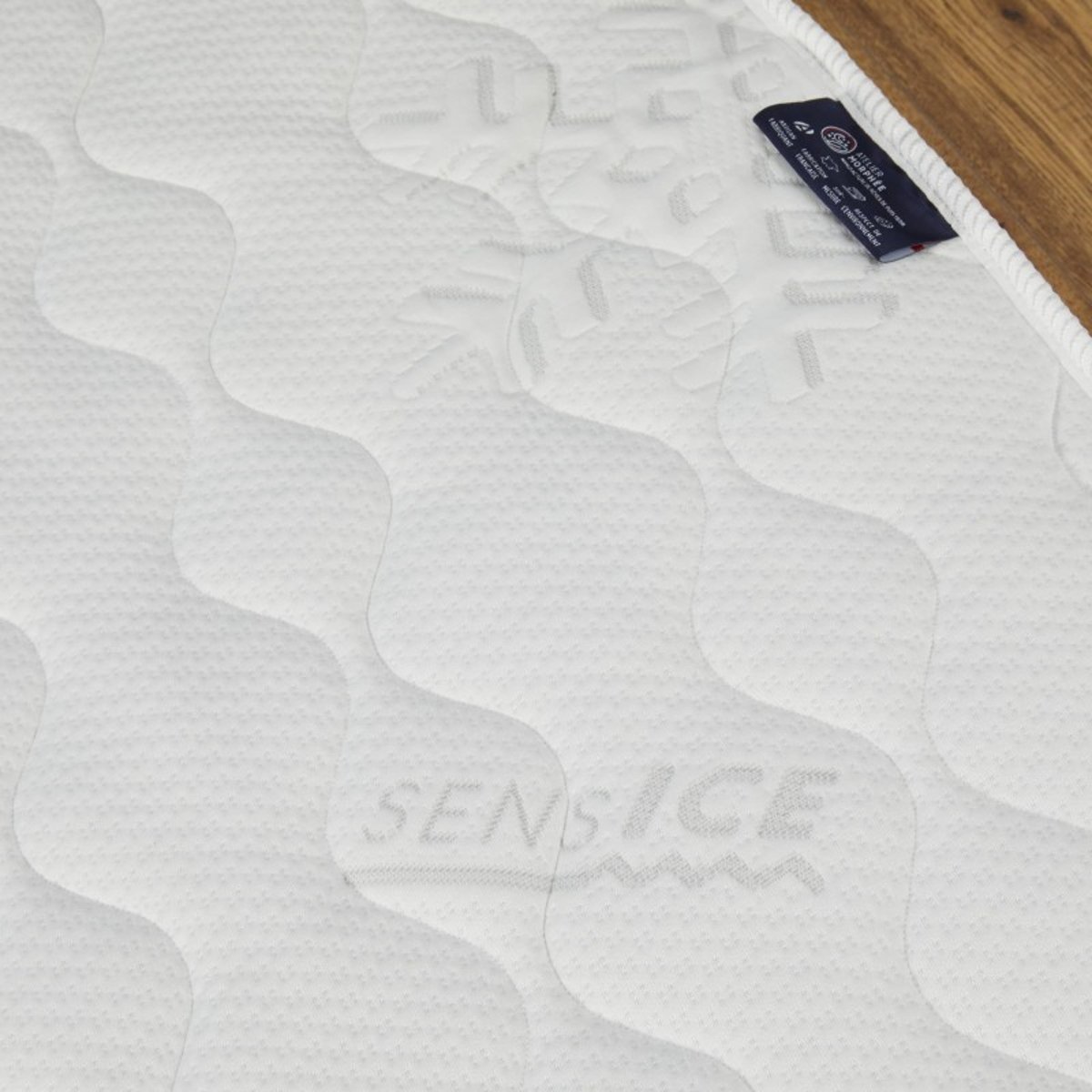 Surmatelas Mémoire de Forme Rafraîchissant Adulte blanc, LES MATELAS DE MORPHEE