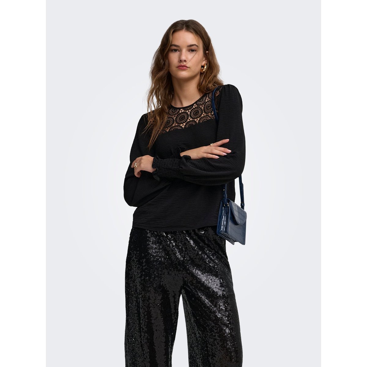 Top black 1, ONLY