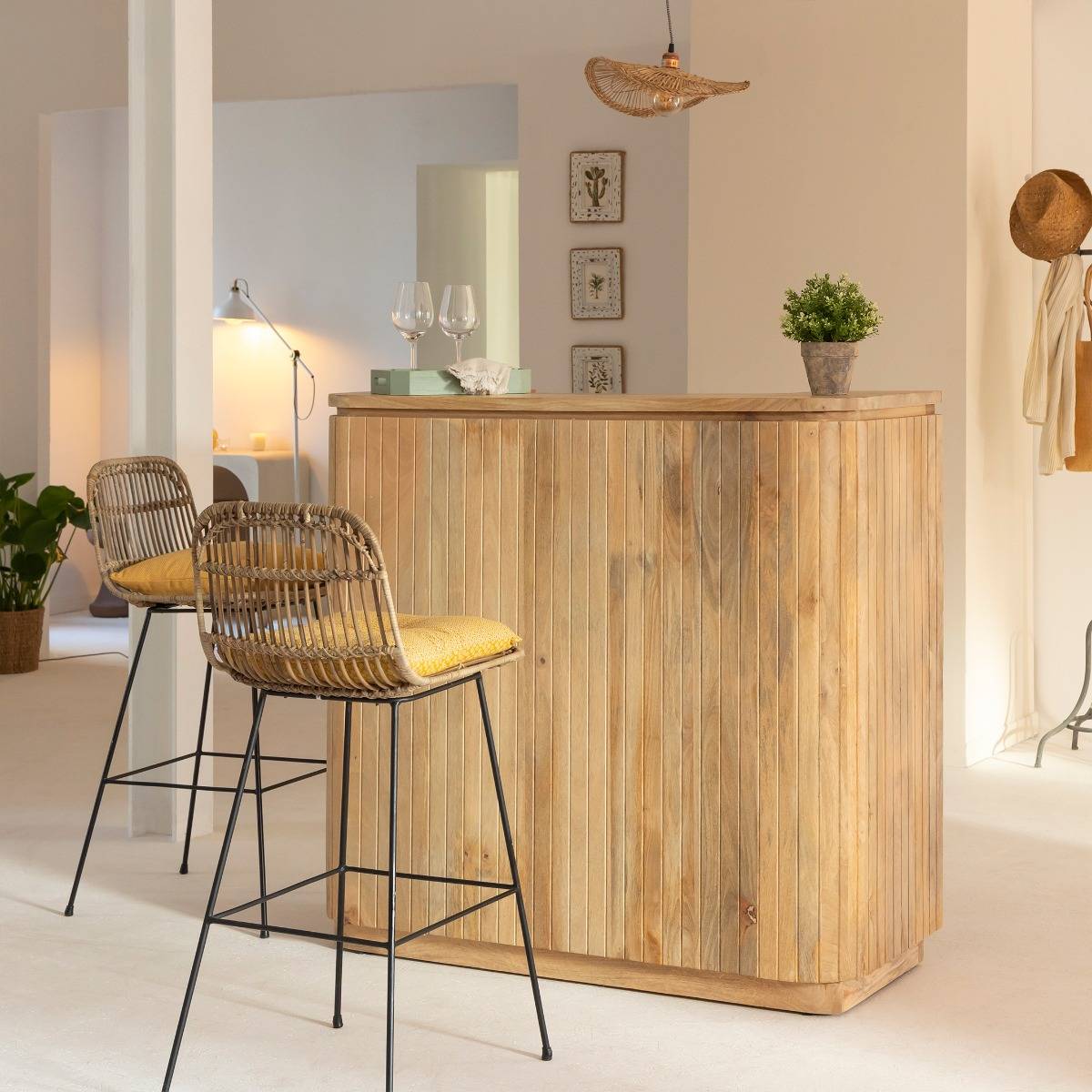 Meuble bar en bois de manguier LOU bois clair, MADE IN MEUBLES