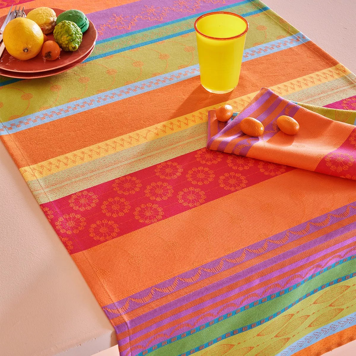 Chemin de table pur coton MILLE BRODERIES samba, GARNIER THIEBAUT
