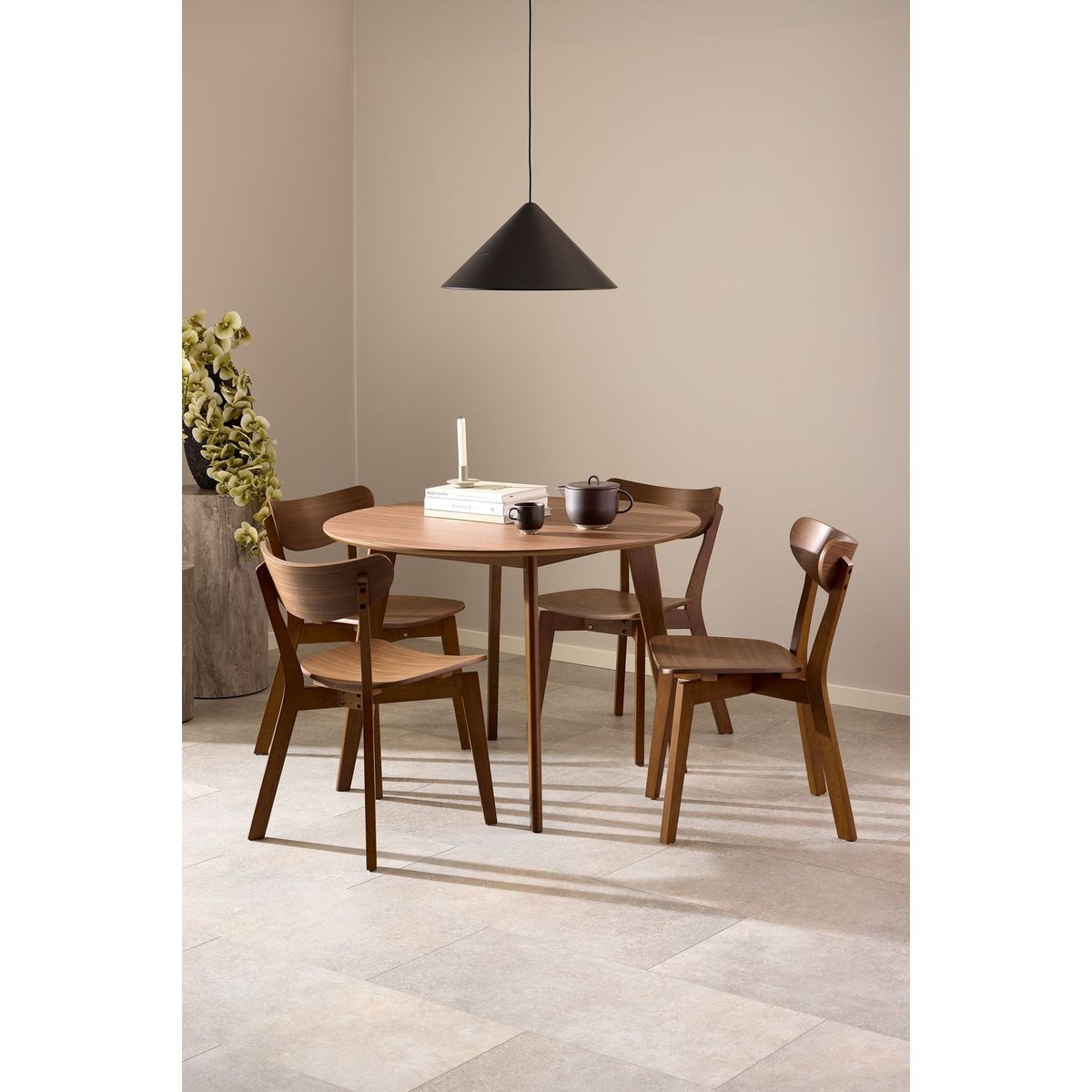 Lot de 2 chaises rétro en bois effet noyer SUZANNE marron, TOILINUX
