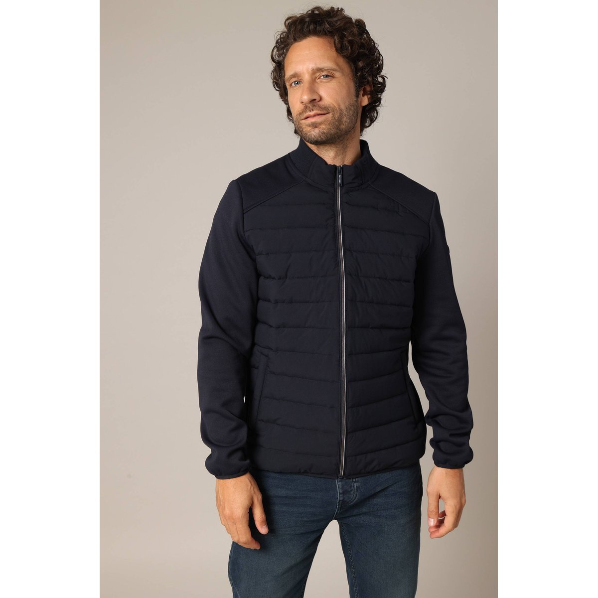 Sweat-shirt zippé matelassé à manches contrastées THOMAS night blue, DEELUXE