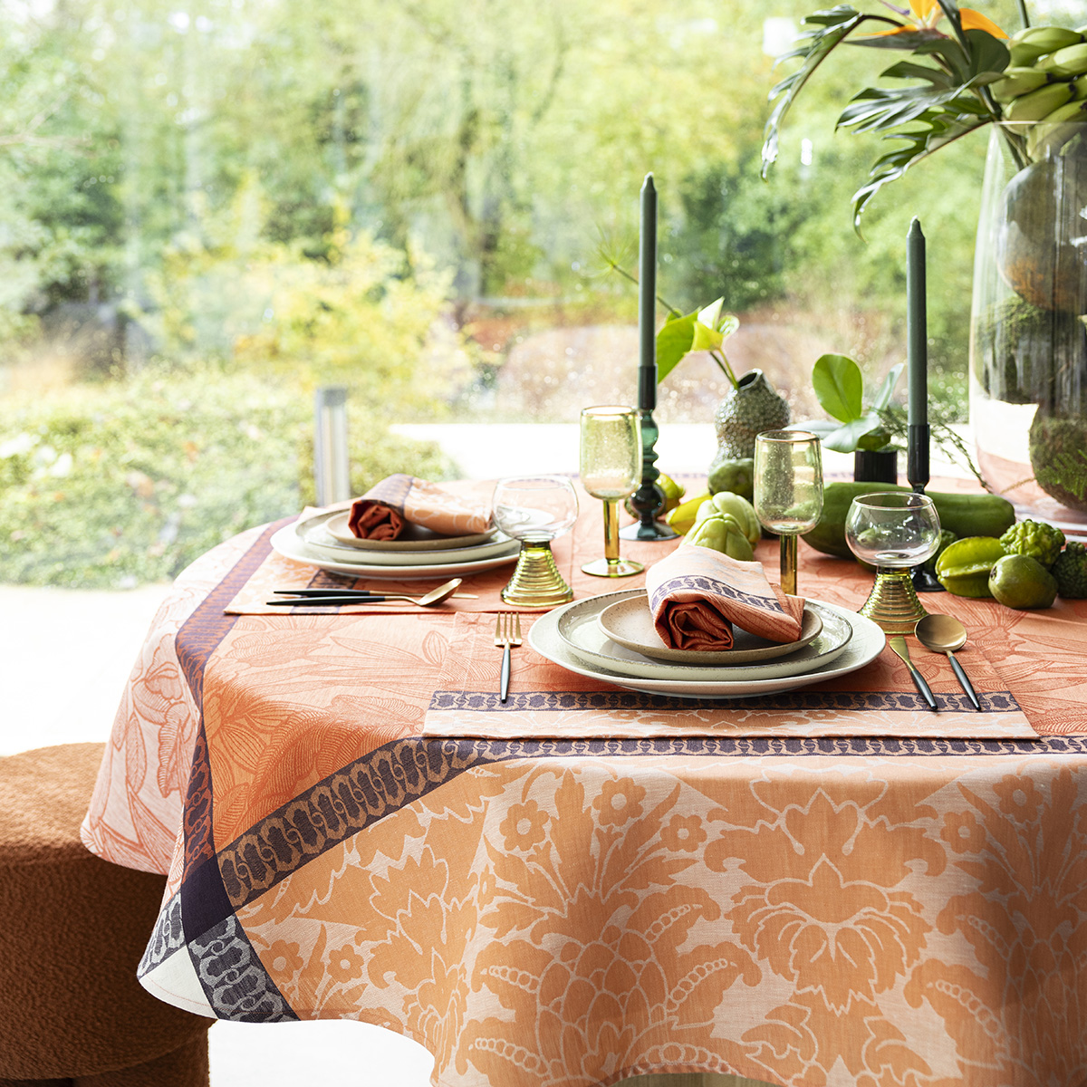 Set de table en Lin, ESCAPADE TROPICALE goyave, LE JACQUARD FRANCAIS