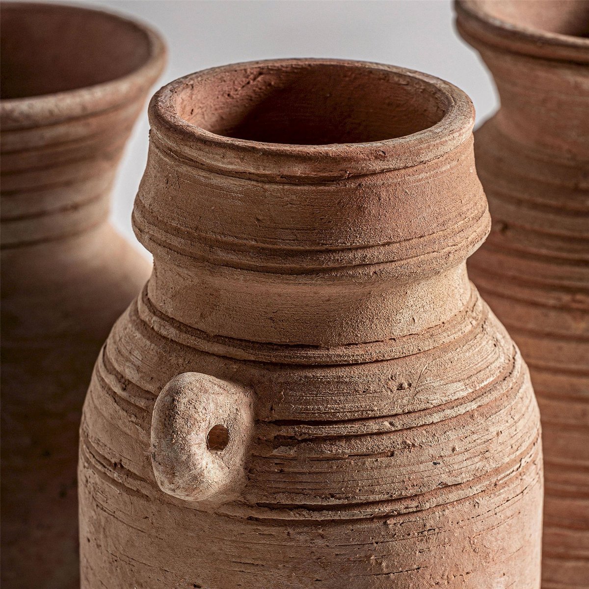 Vase en terre cuite style classique organique brun clair naturel terre cuite, RECOLLECTION