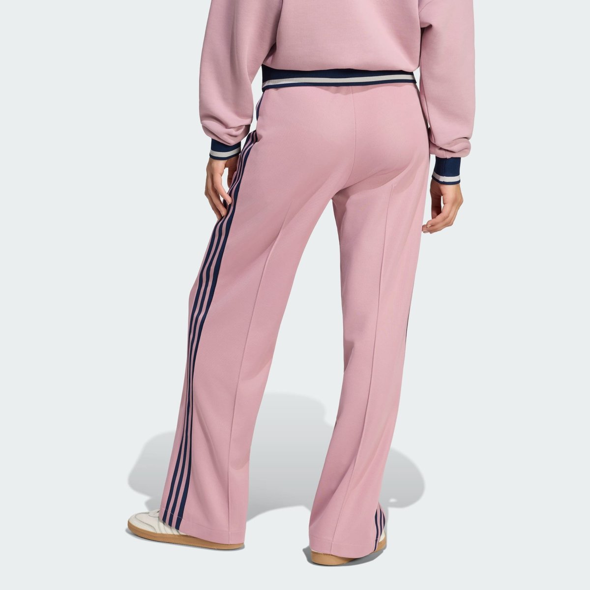Pantalon De Survêtement Classic Pantalon De Survêtement Classic magic mauve / night indigo, adidas Originals