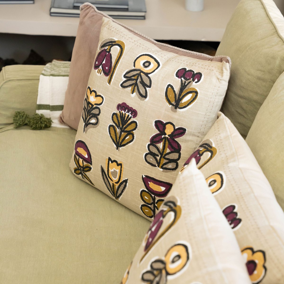 Coussin motif fleur design lin, SUD ETOFFE