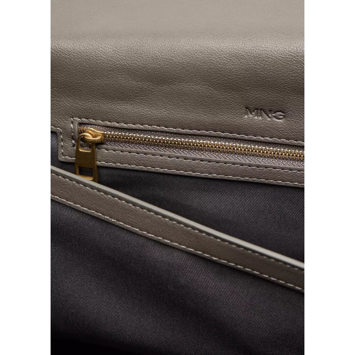 Sac à épaule en cuir à rabat gris, MANGO