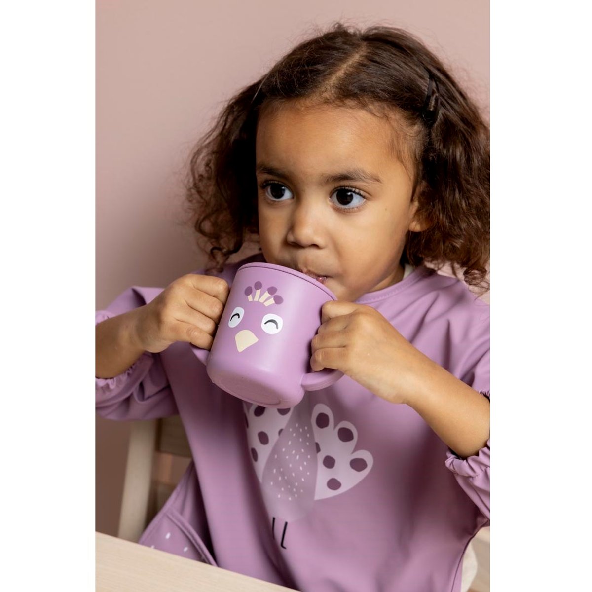 Tasse d'apprentissage en silicone violet, TRIXIE