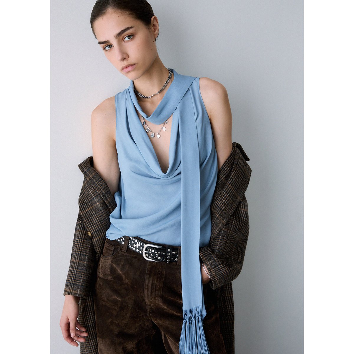 Haut avec Écharpe bleu clair, LIU JO