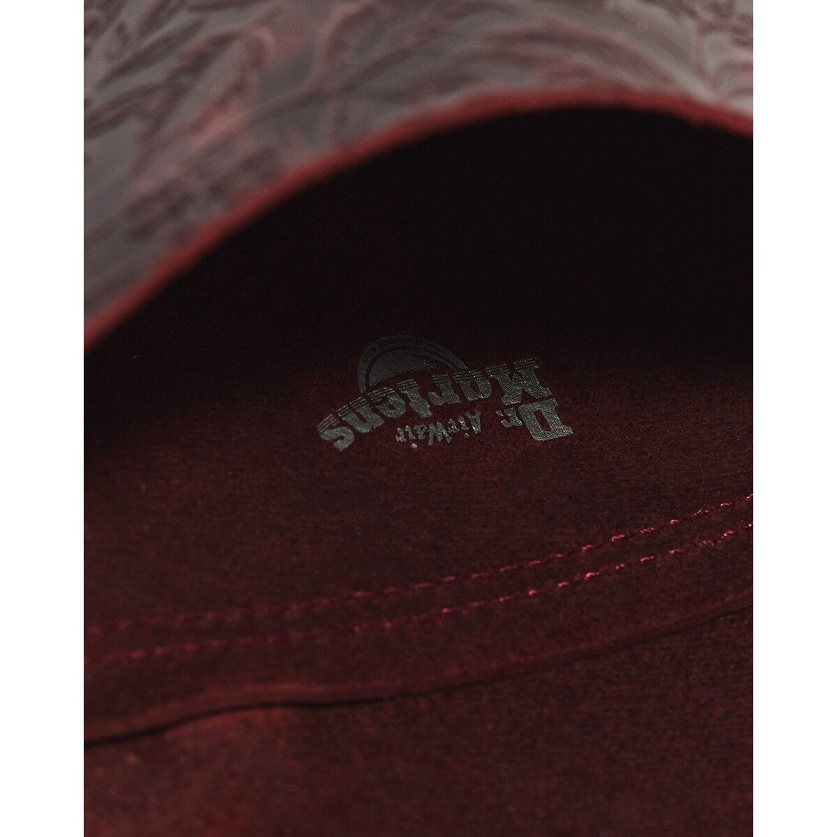 Petit sac bandoulière en cuir Crazy Horse rouge, DR. MARTENS