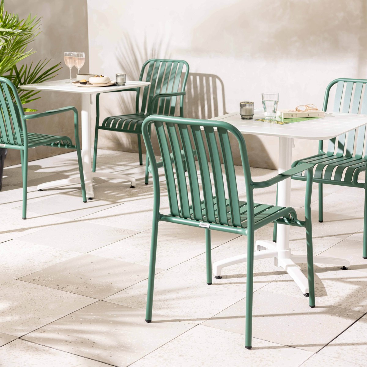 Chaise de terrasse avec accoudoirs en aluminium, FARO vert foncé, OVIALA