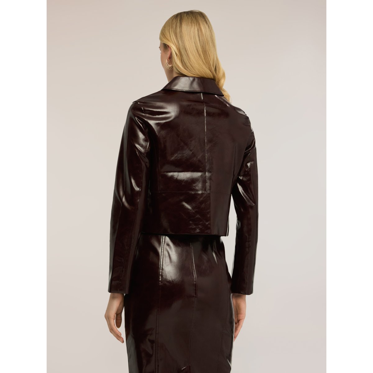 Veste courte en tissu brillant burgundy, MOTIVI