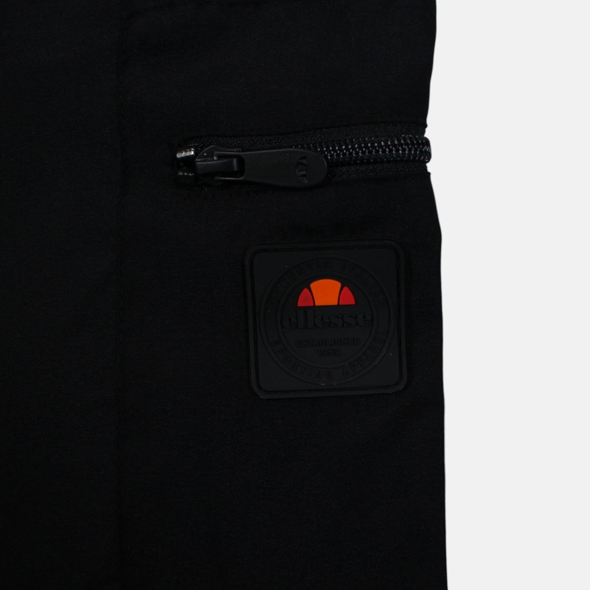 Short molletonné à cordon, poches latérales TEMPO noir, ELLESSE