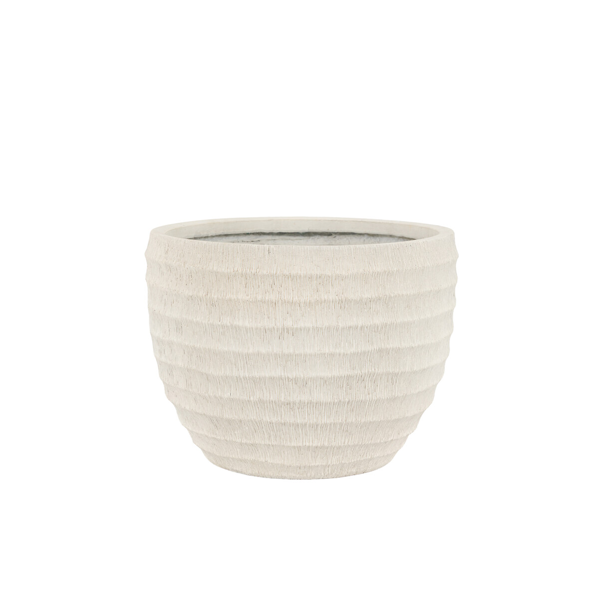 Limana Ridged Outdoor Planter in White white, ÉDITÉ