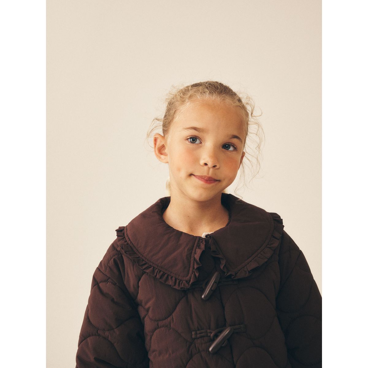 Manteau matelassé hydrofuge à col volanté marron chocolat, NEXT