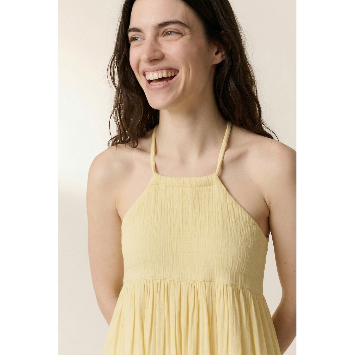 Robe longue à fines bretelles évasée, ROMEE jaune clair, LEON & HARPER