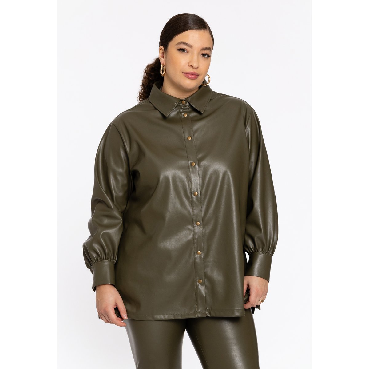 Chemise avec manches longues vert pâle, YOEK