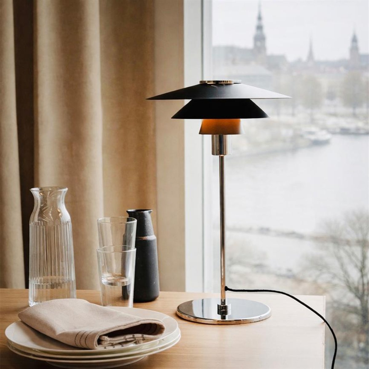 KAY Lampe à poser noire au design inspiré du Japon, E14 noir, DYBERG LARSEN