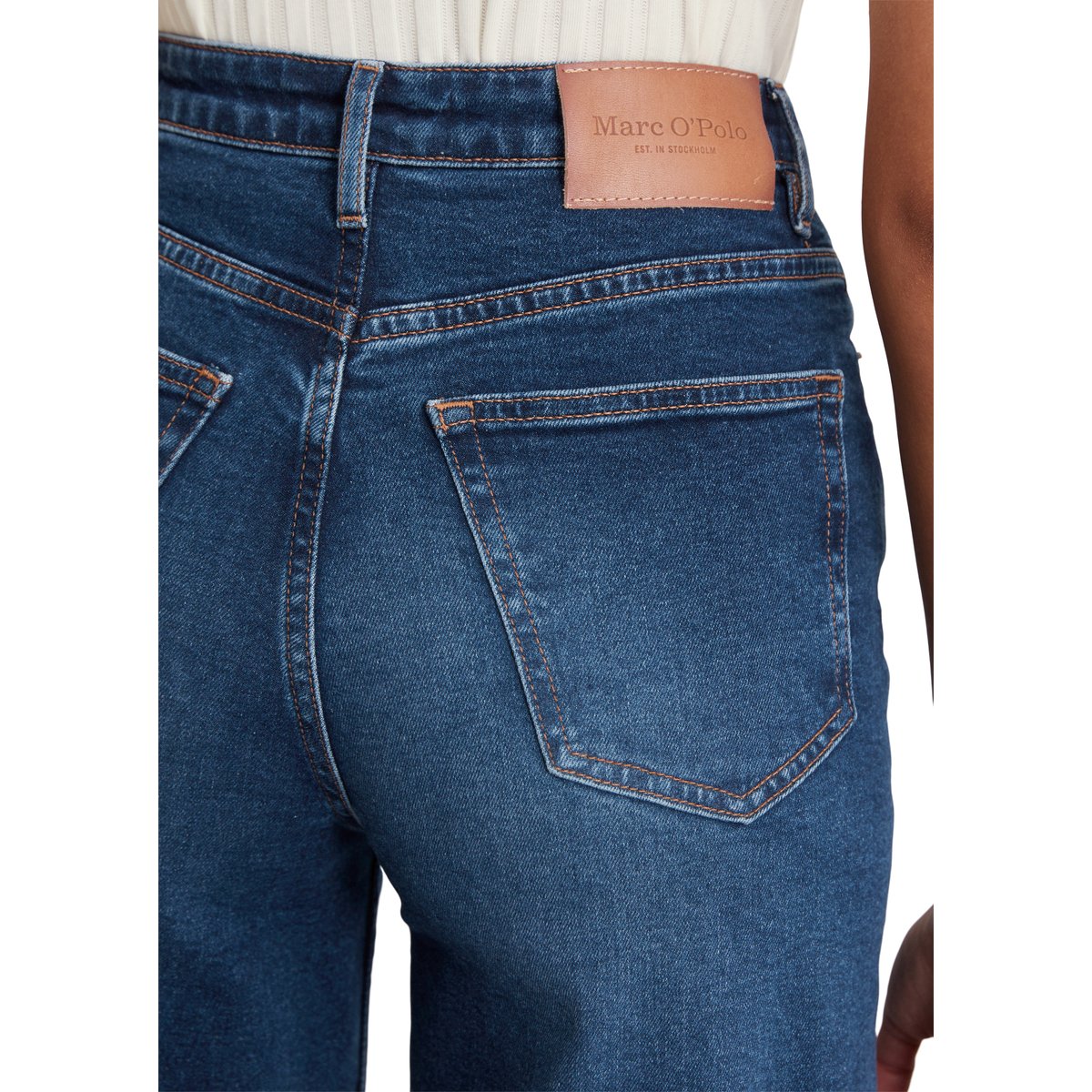 Jeans modèle Tolva large en coton organique mélangé stretch bleu foncé, MARC O'POLO