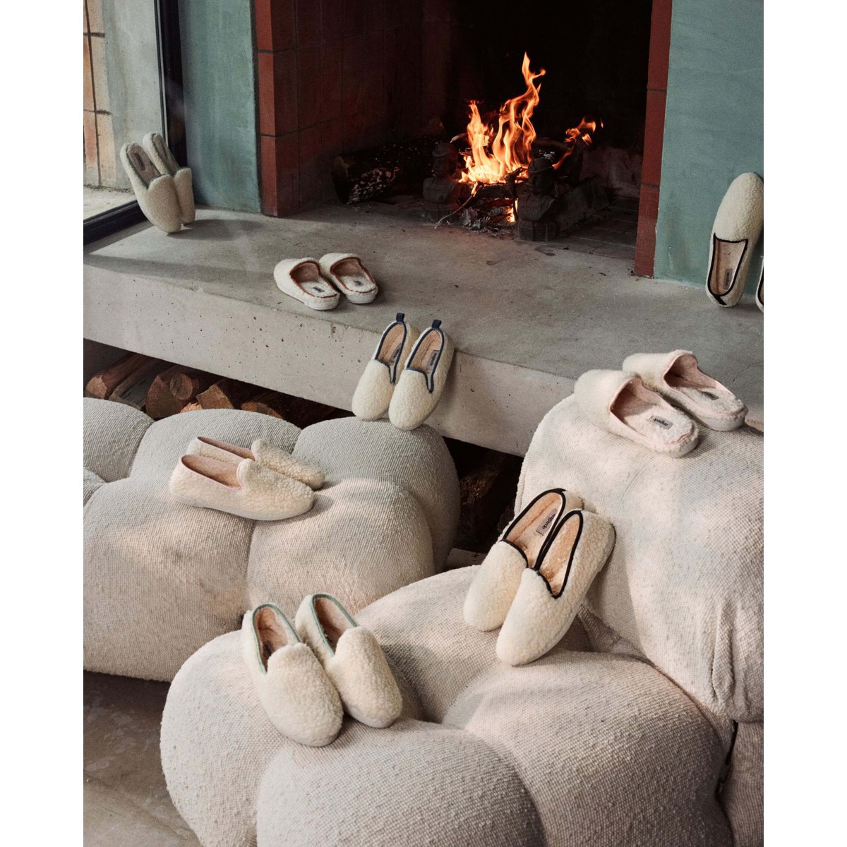 Chaussons en bouclette de laine blanc rose, ANGARDE