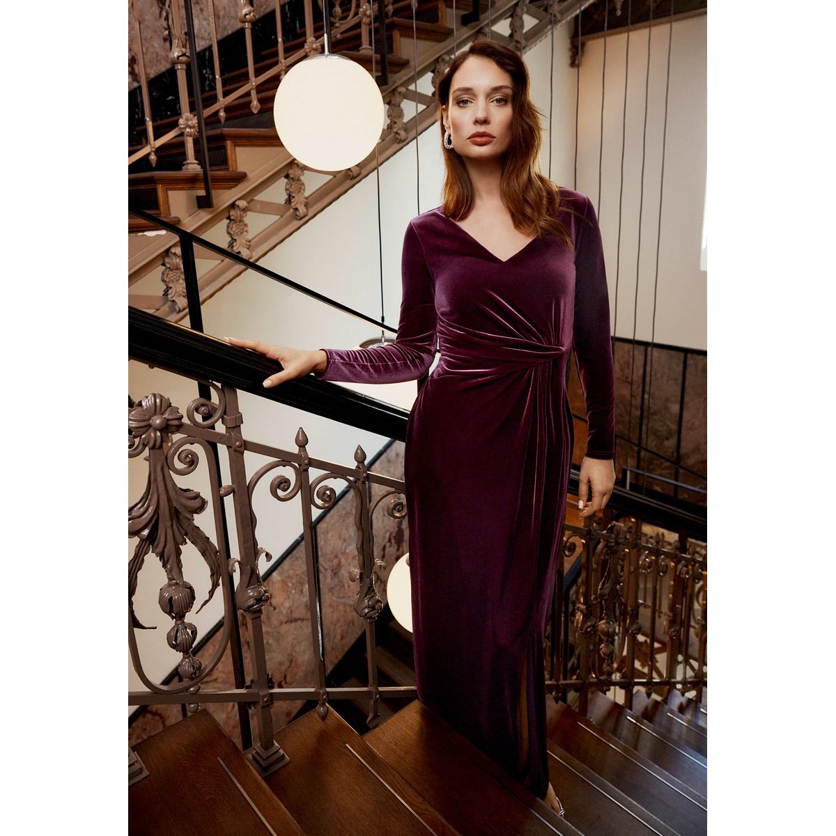 Robe de soirée à manches longues wild ruby, VERA MONT