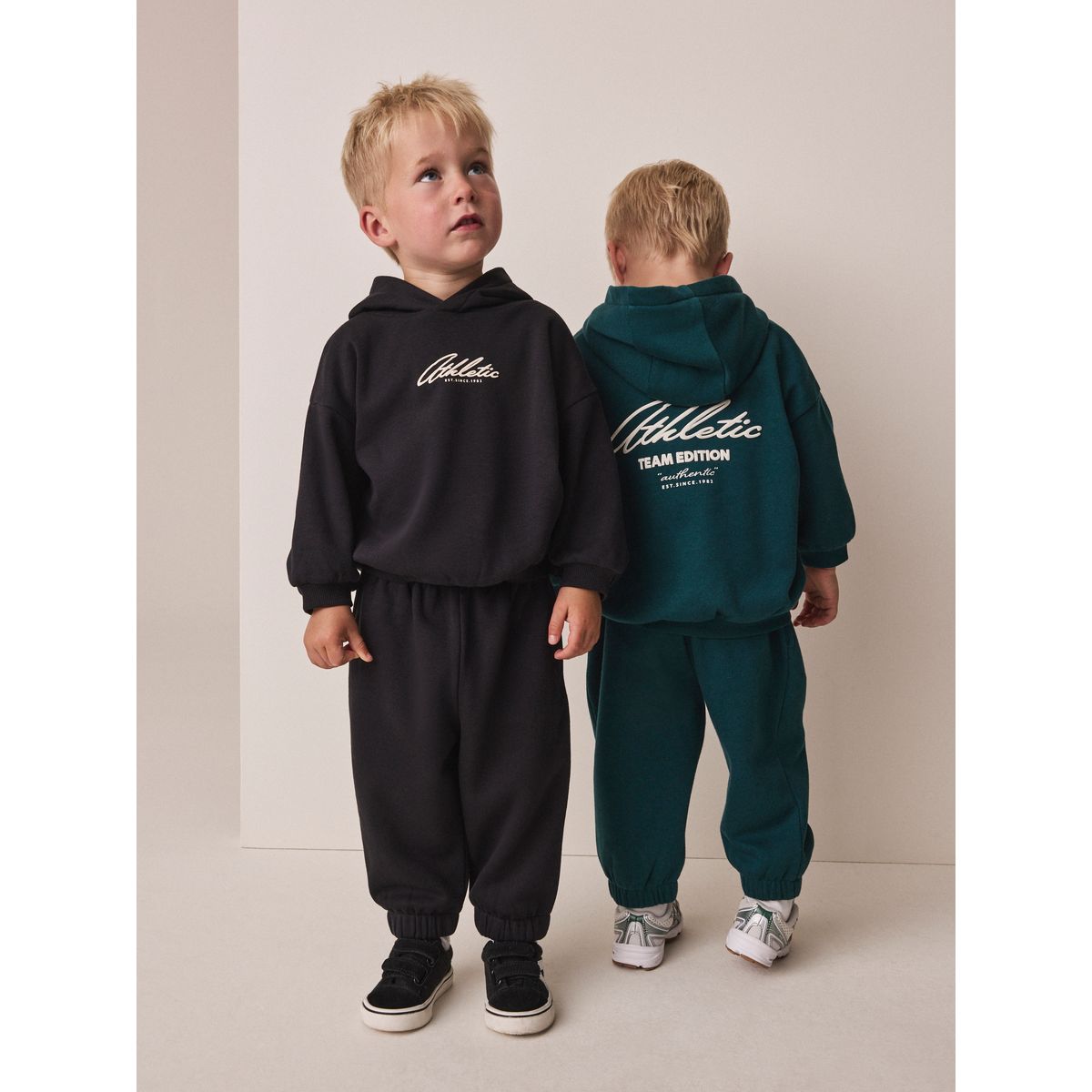 Sweat à capuche et pantalon de jogging, 4 pcs vert/noir, NEXT