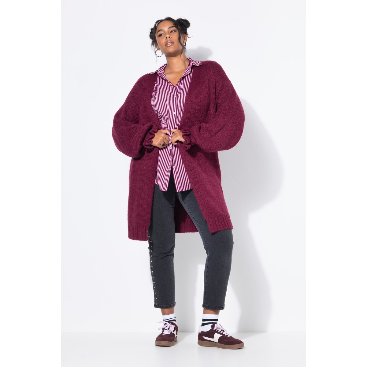 Cardigan long oversize. Manches ruchées rouge vin, STUDIO UNTOLD