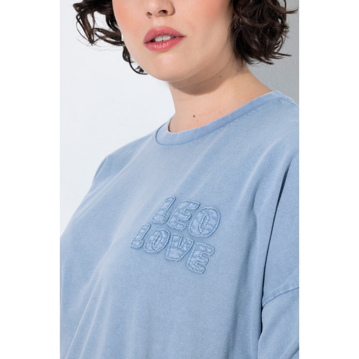 Sweat-shirt message Leo Love, coupe oversize bleu, ULLA POPKEN