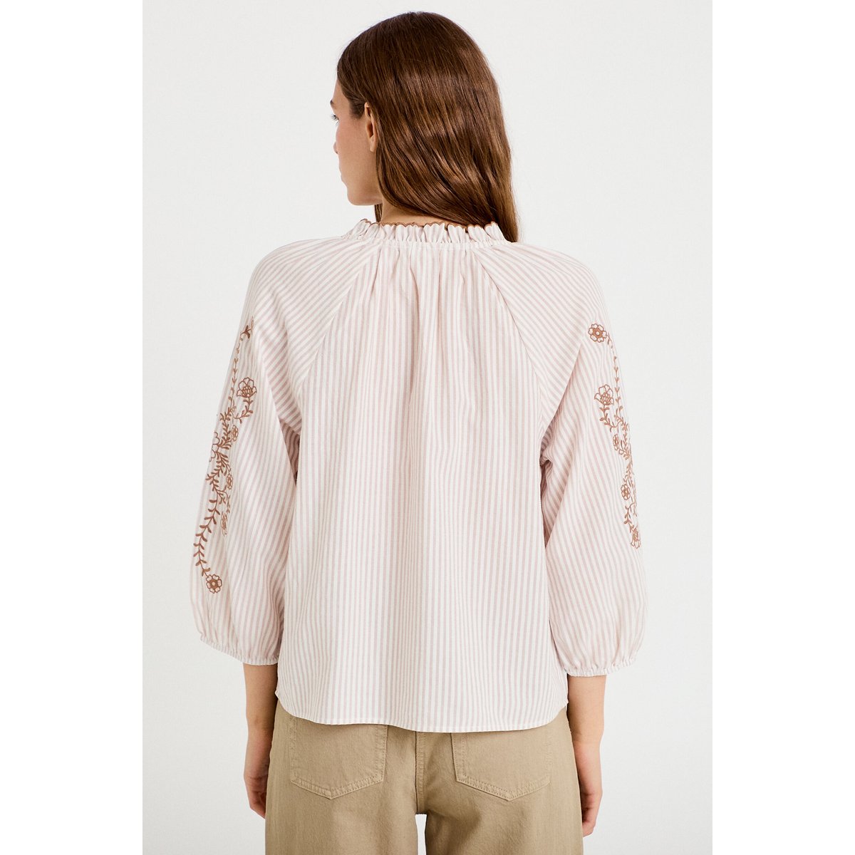 Blouse col v broderie manches 3/4 sable, CACHE CACHE