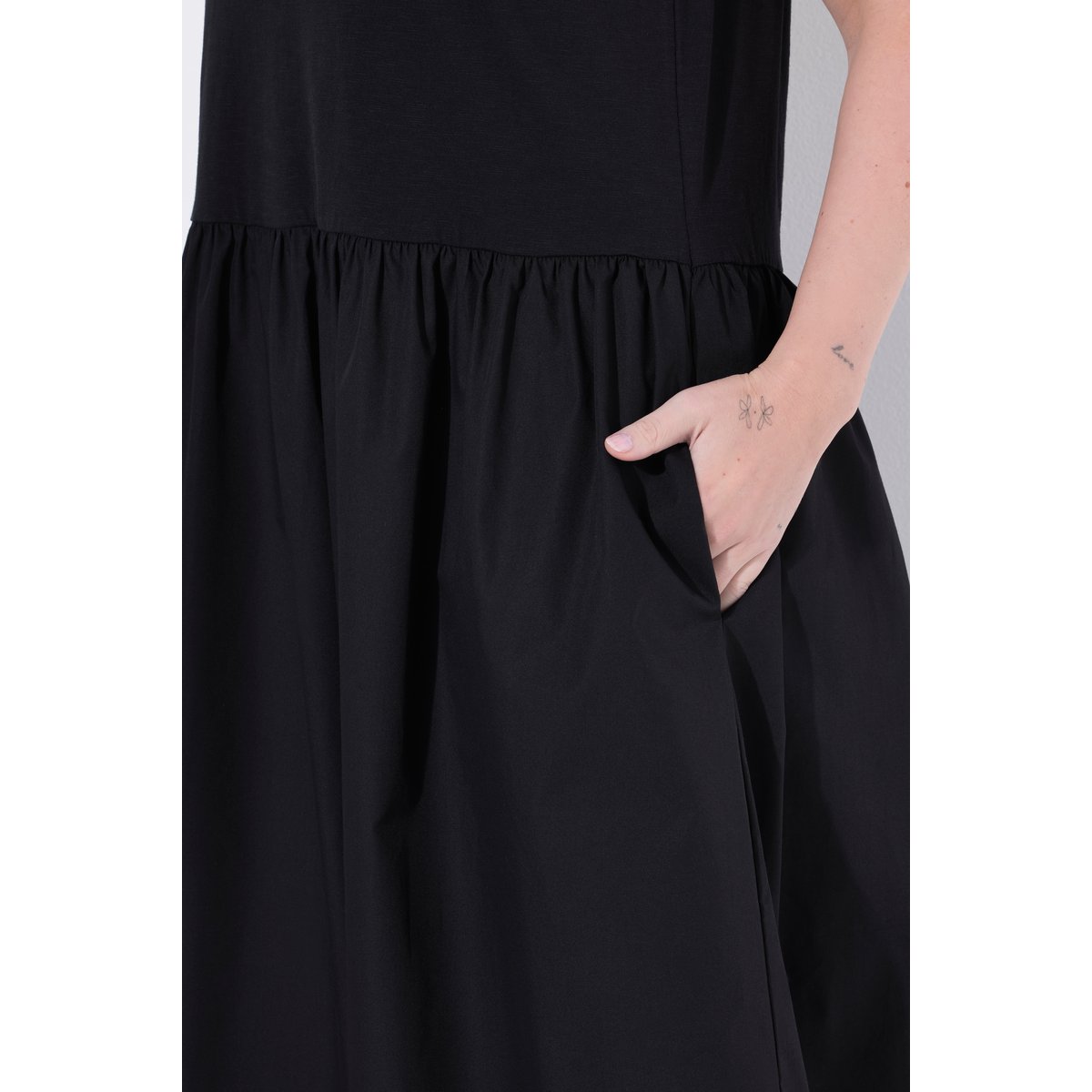 Robe midi sans manches, en coton bio noir, ULLA POPKEN