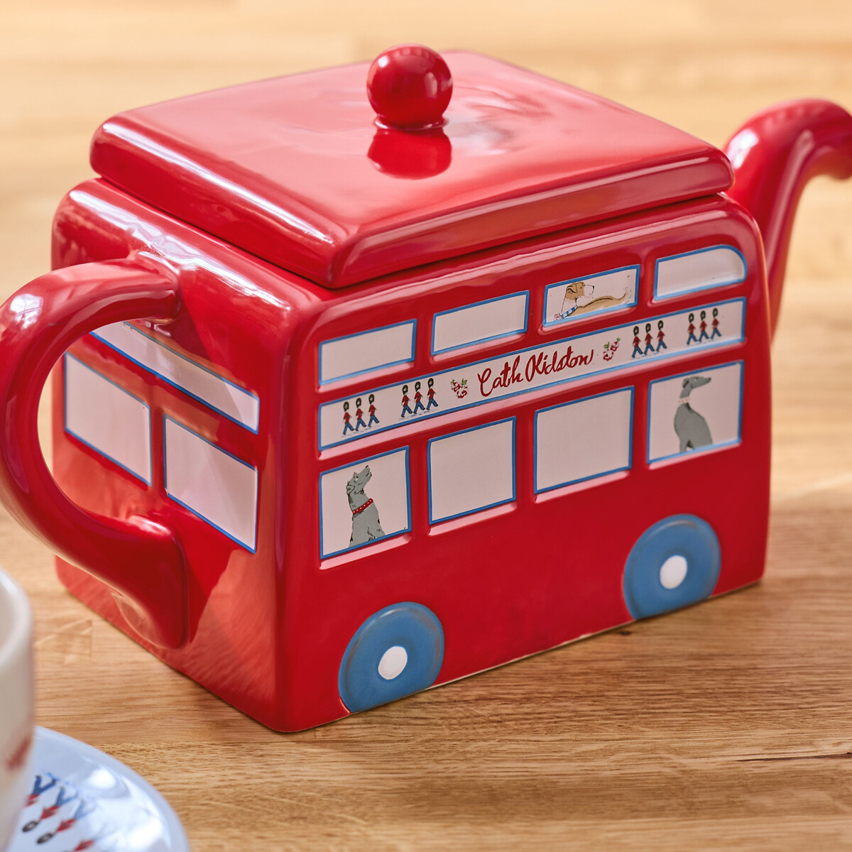 London Town Bus Teapot red, CATH KIDSTON